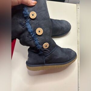 UGG Australia Bailey Tall Triplet Girls Kids Boots Navy Blue Size 3 Buttons
